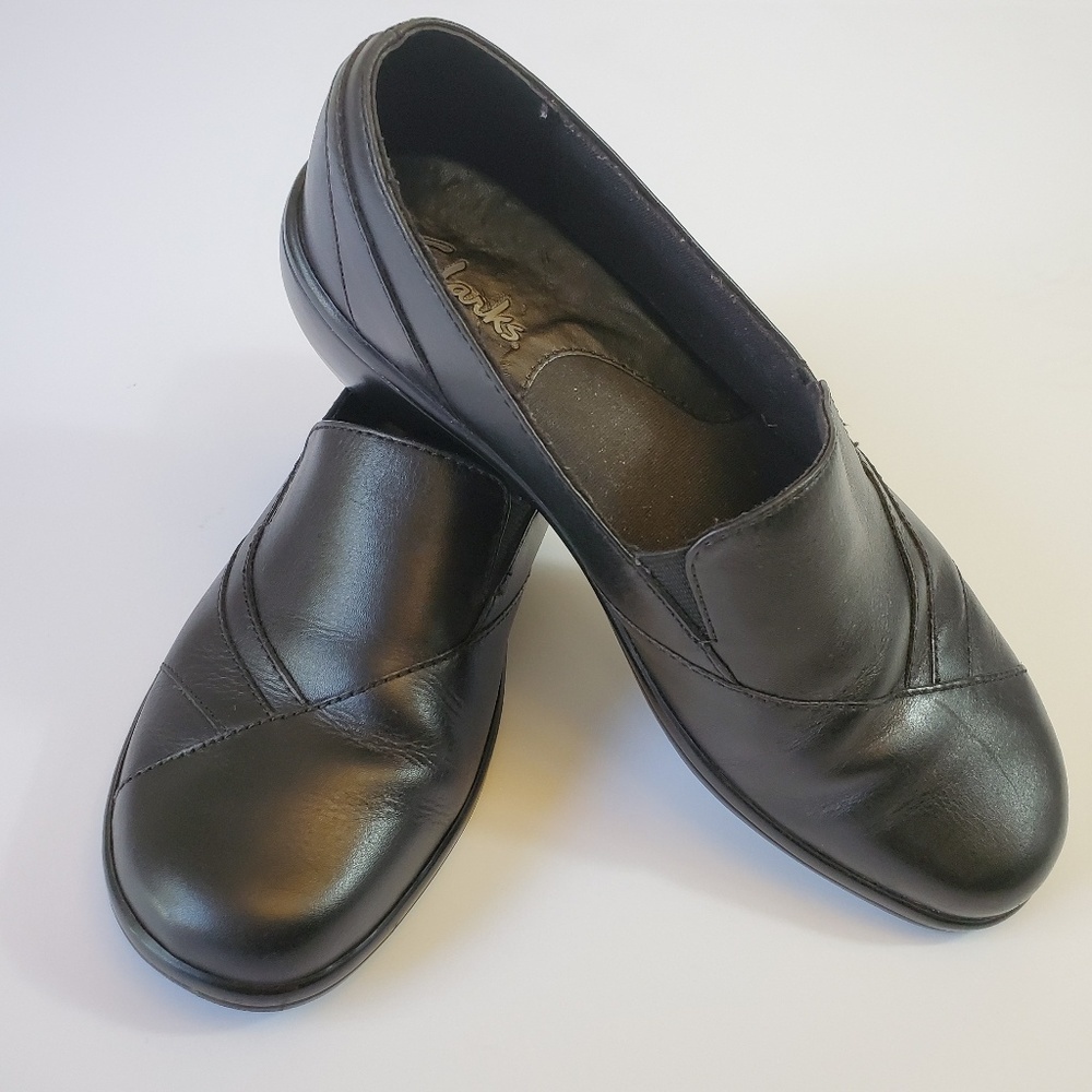 CLARKS Women's Slipper Comfort Black Leather Shoes